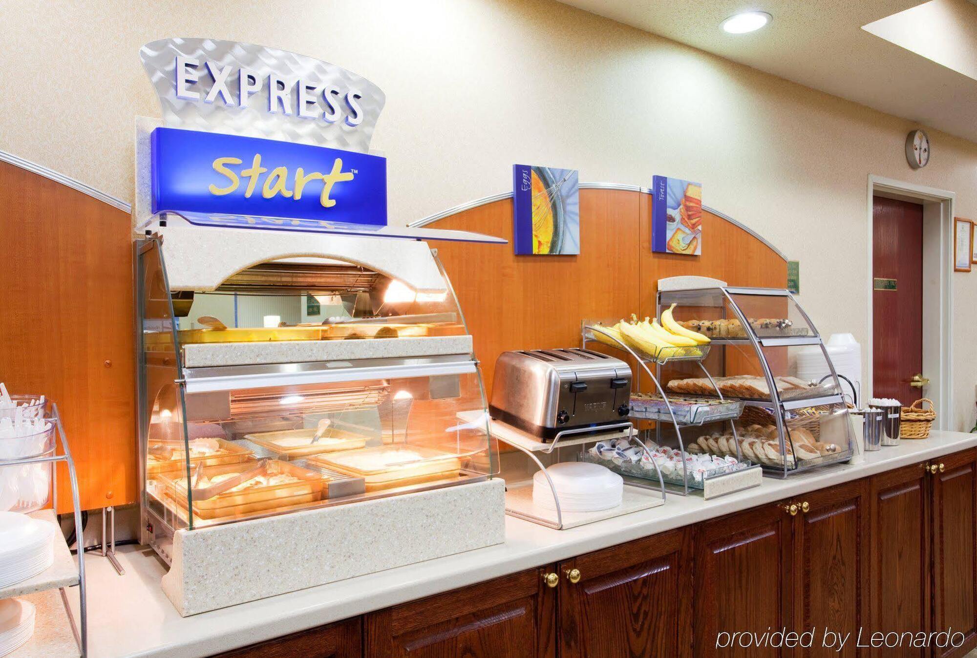 Holiday Inn Express Hillsville By Ihg Exterior foto